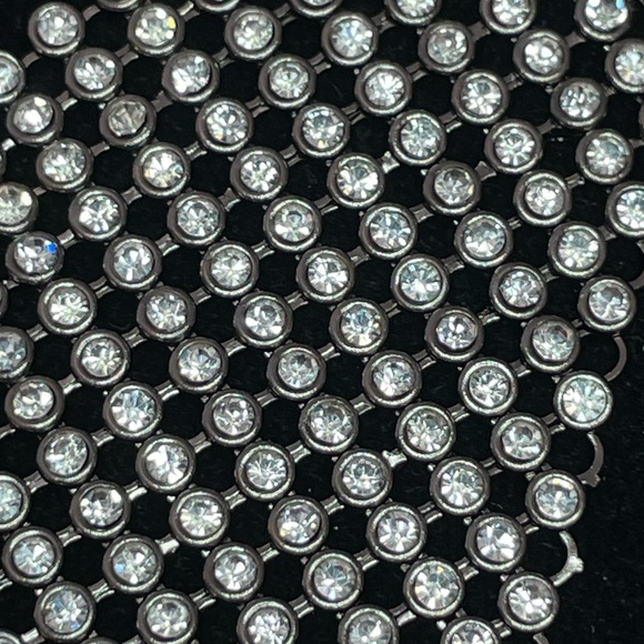 Natasha Rhinestone Mesh Bib Necklace - Picture 2 of 7